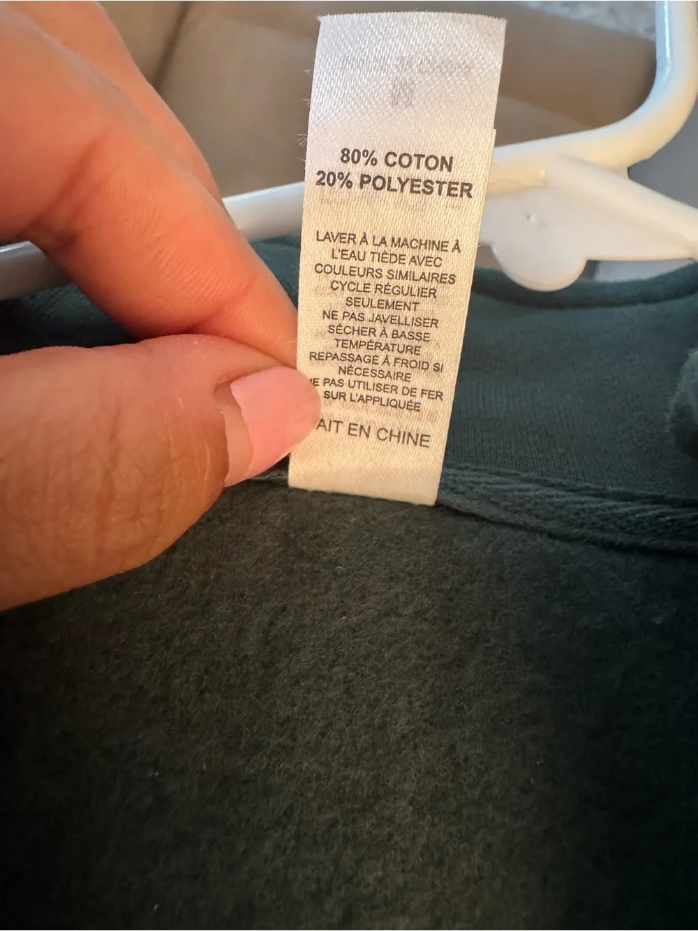 SALE‼️Chobani USA Green Quarter-Zip Sweater Size Medium